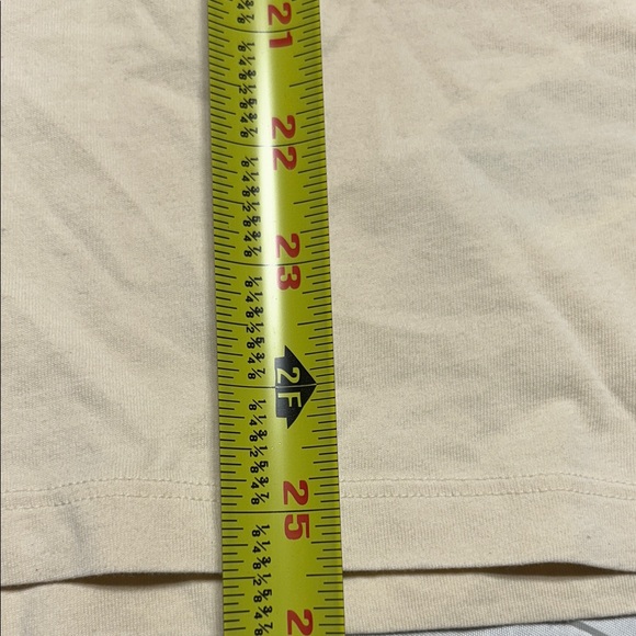 Guess Men's Beige Graphic Tee 100% organic Cotton Size Small NWT‎ - Picture 9 of 11